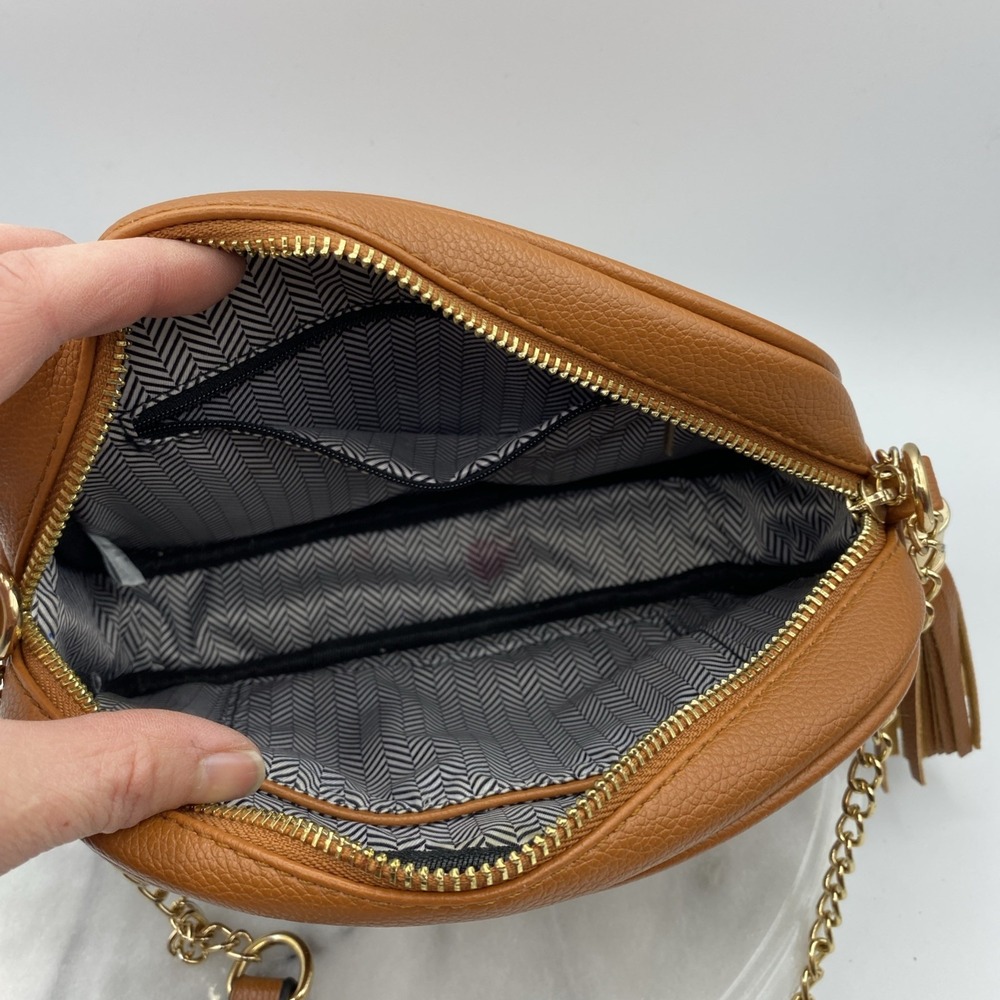 Quilted Crossbody Bag Women - Stylish Camera Tassel - Tan - Vegan (PU) Adjustab - Picture 7 of 16